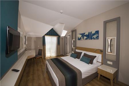 Palm World Side Resort & SPA
