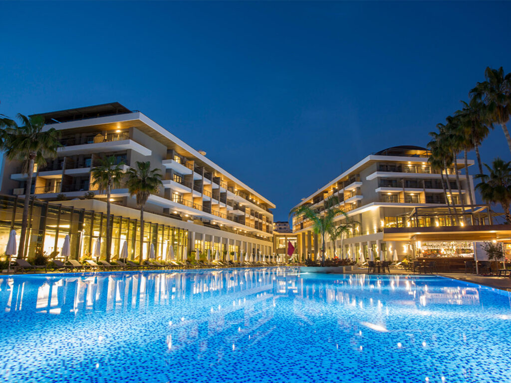 Acanthus & Cennet Barut Collection