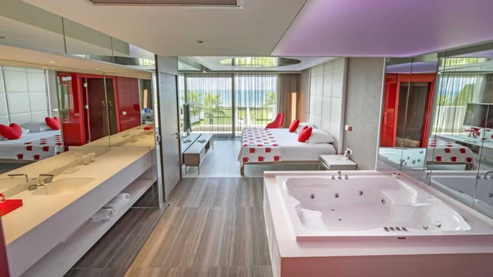 Adam & Eve Hotel