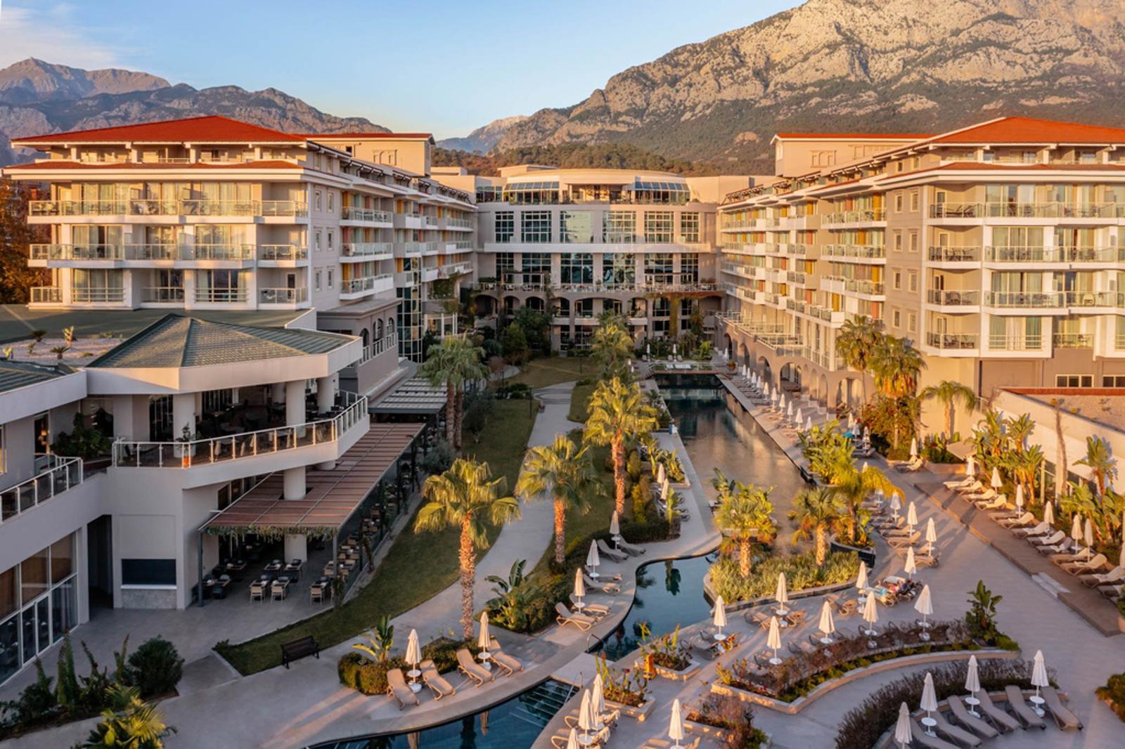 Akra Kemer