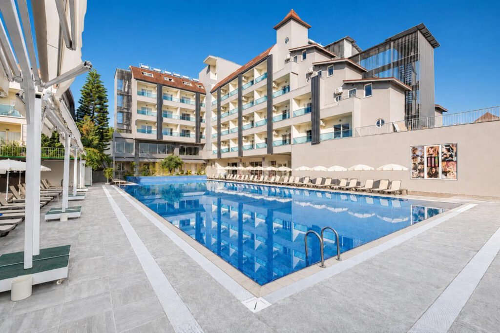Art Poseidon Hotel