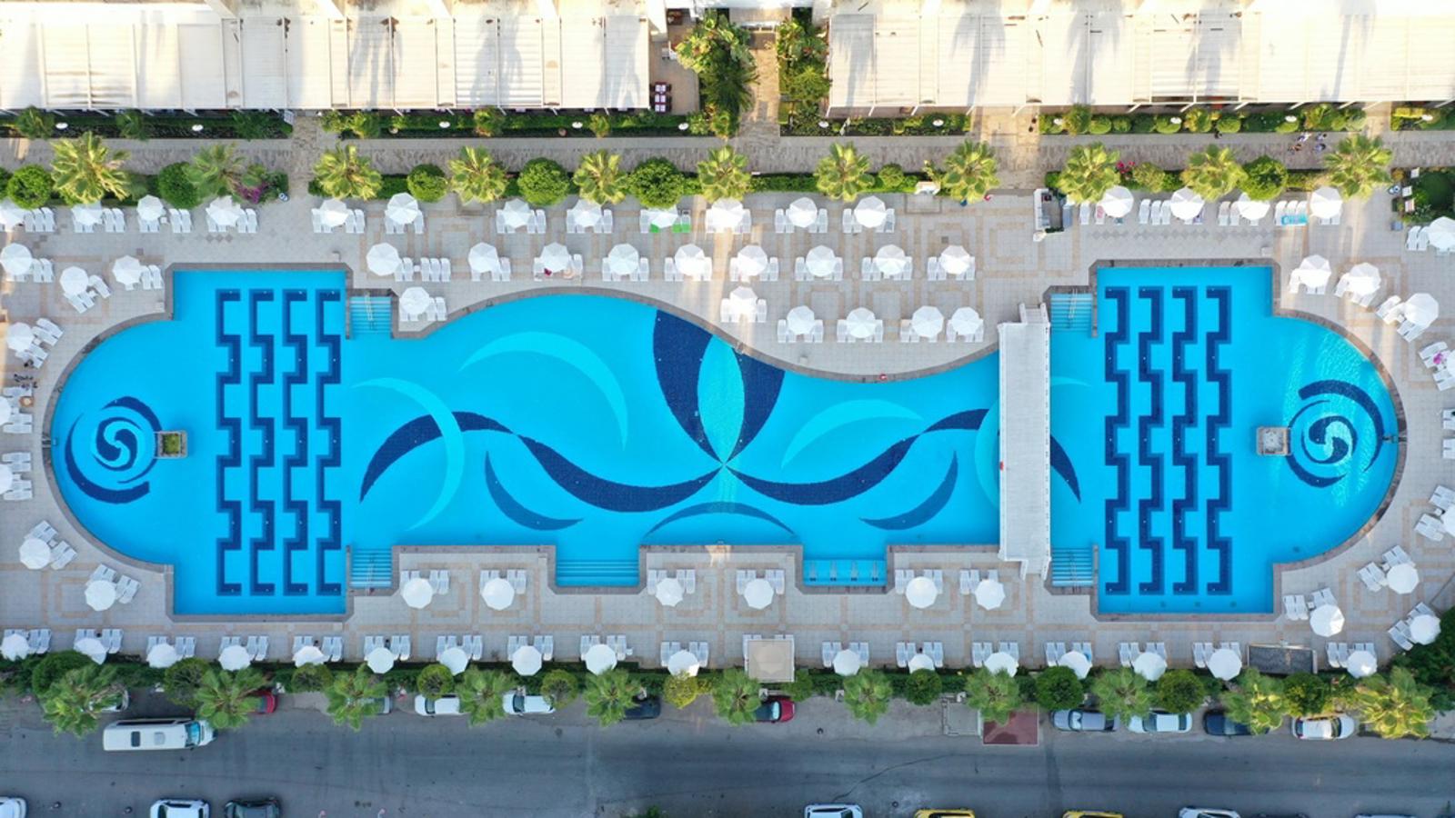 Crystal Waterworld Aqua Collection