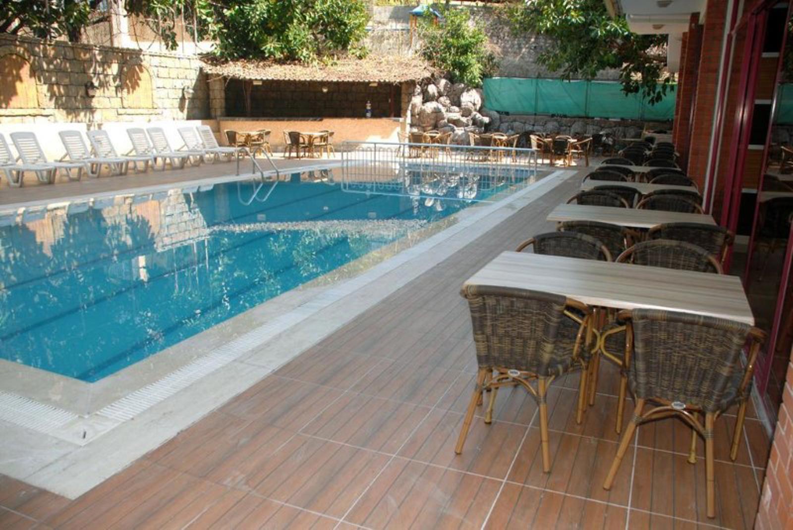 Diamore Hotel