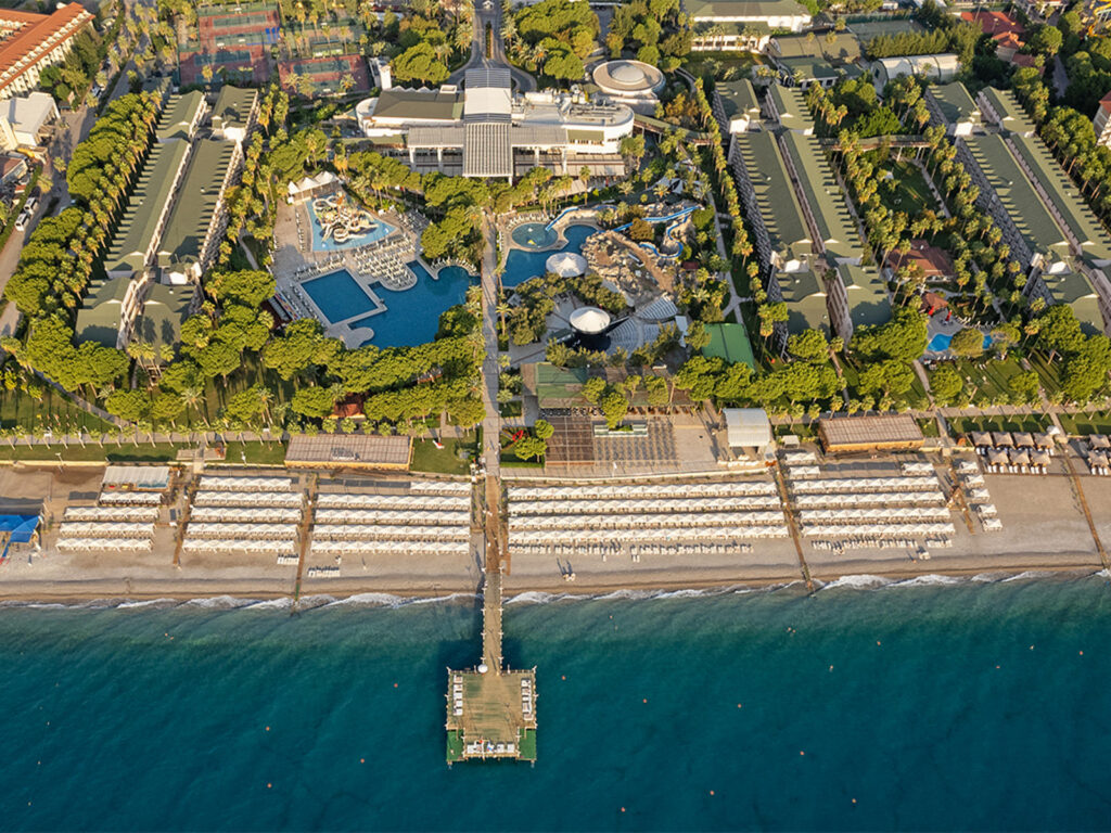 Dobedan World Palace Hotel