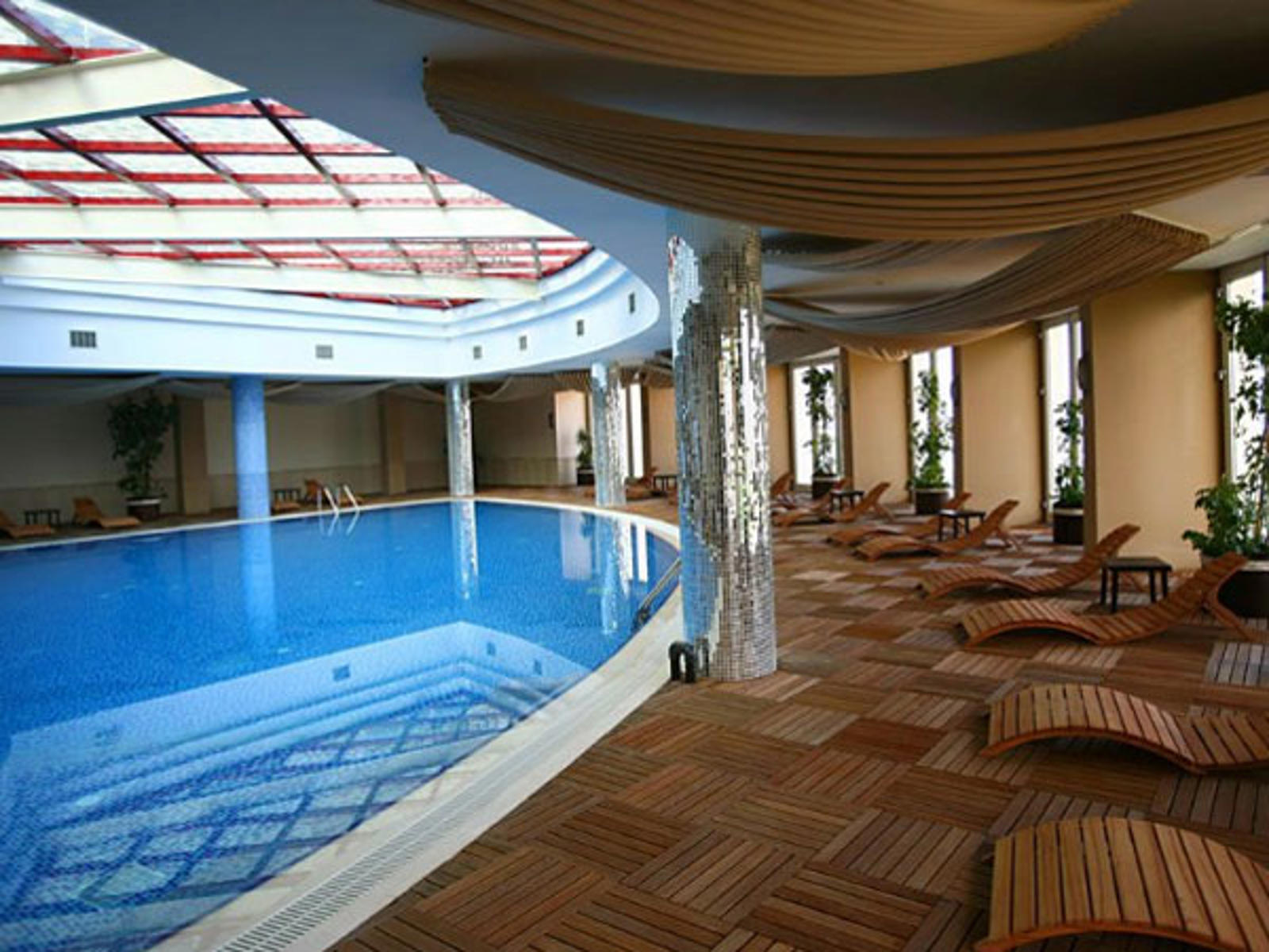 Goldcity Hotel