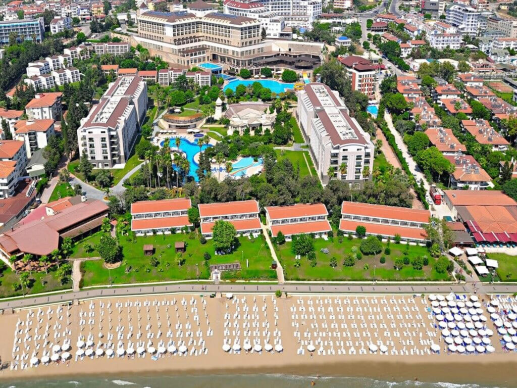 Horus Paradise Luxury Resort