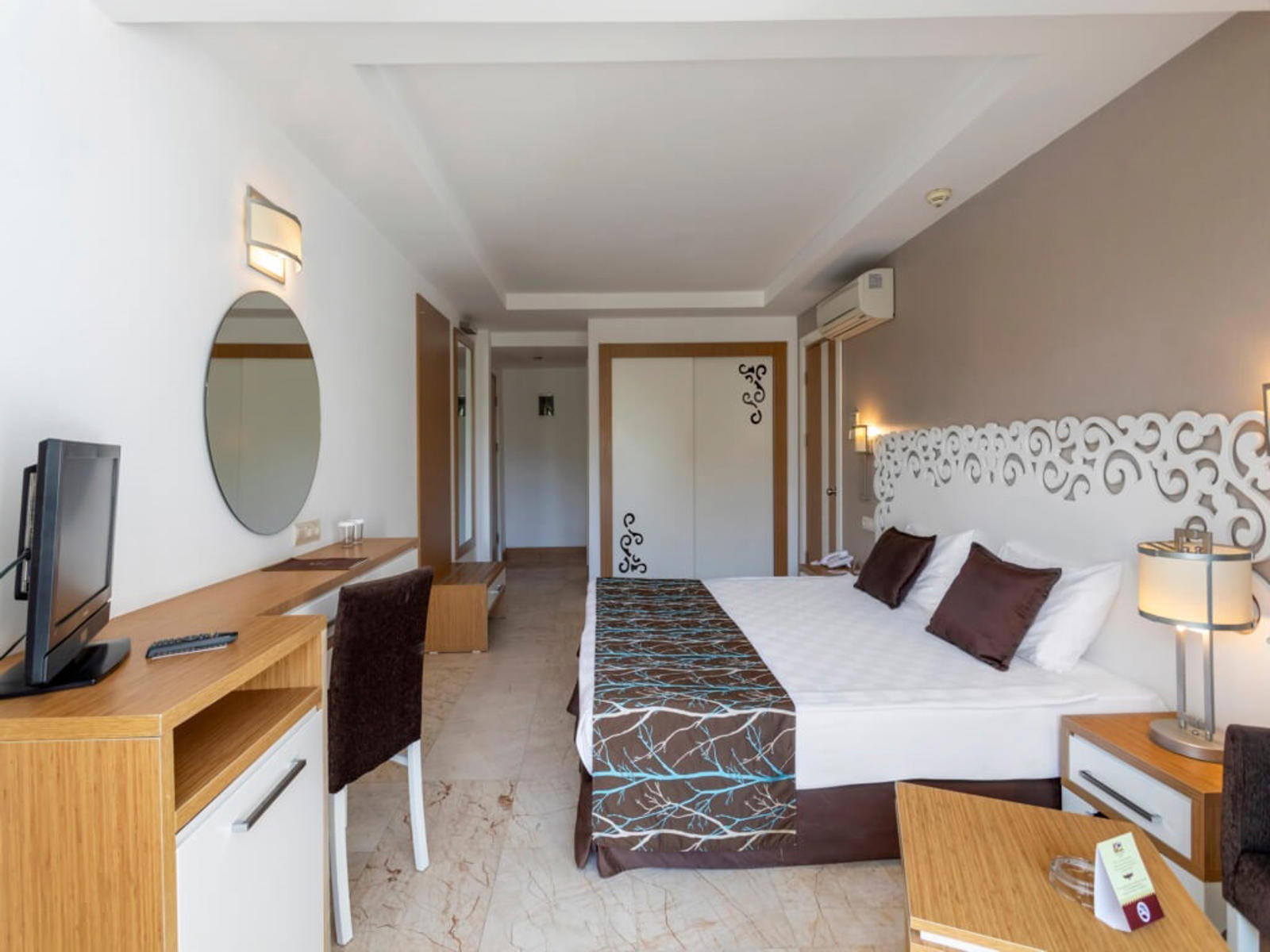 Horus Paradise Luxury Resort