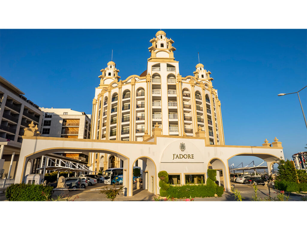 Jadore Deluxe Hotel & Spa