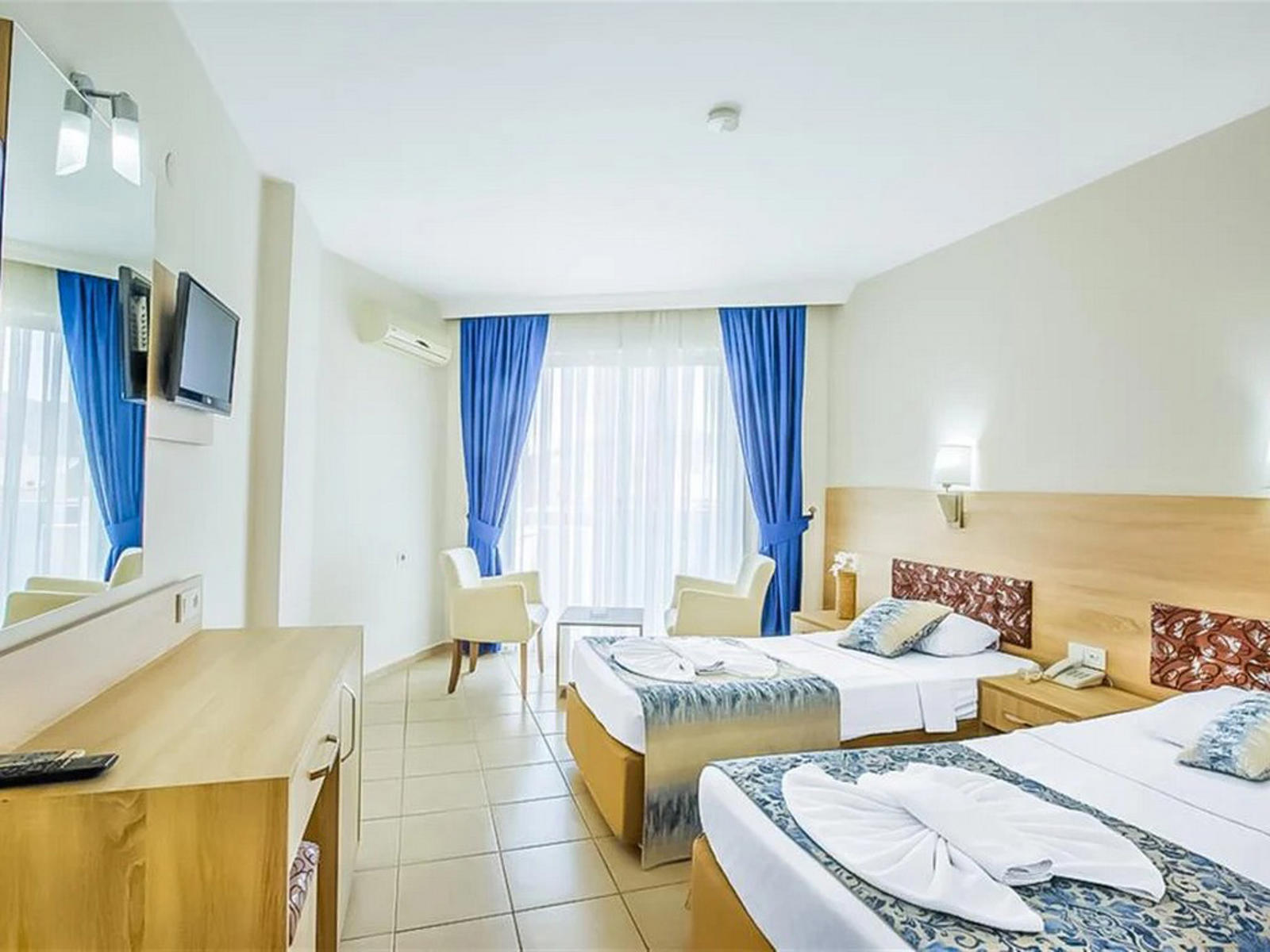 Kleopatra Arsi Hotel