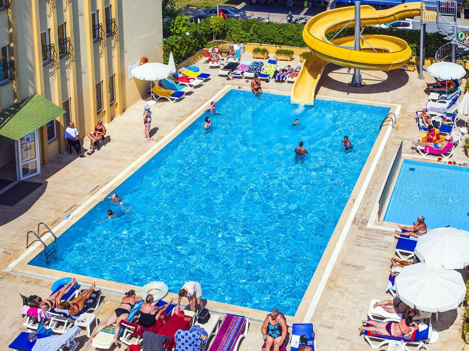 Kleopatra Beach Hotel