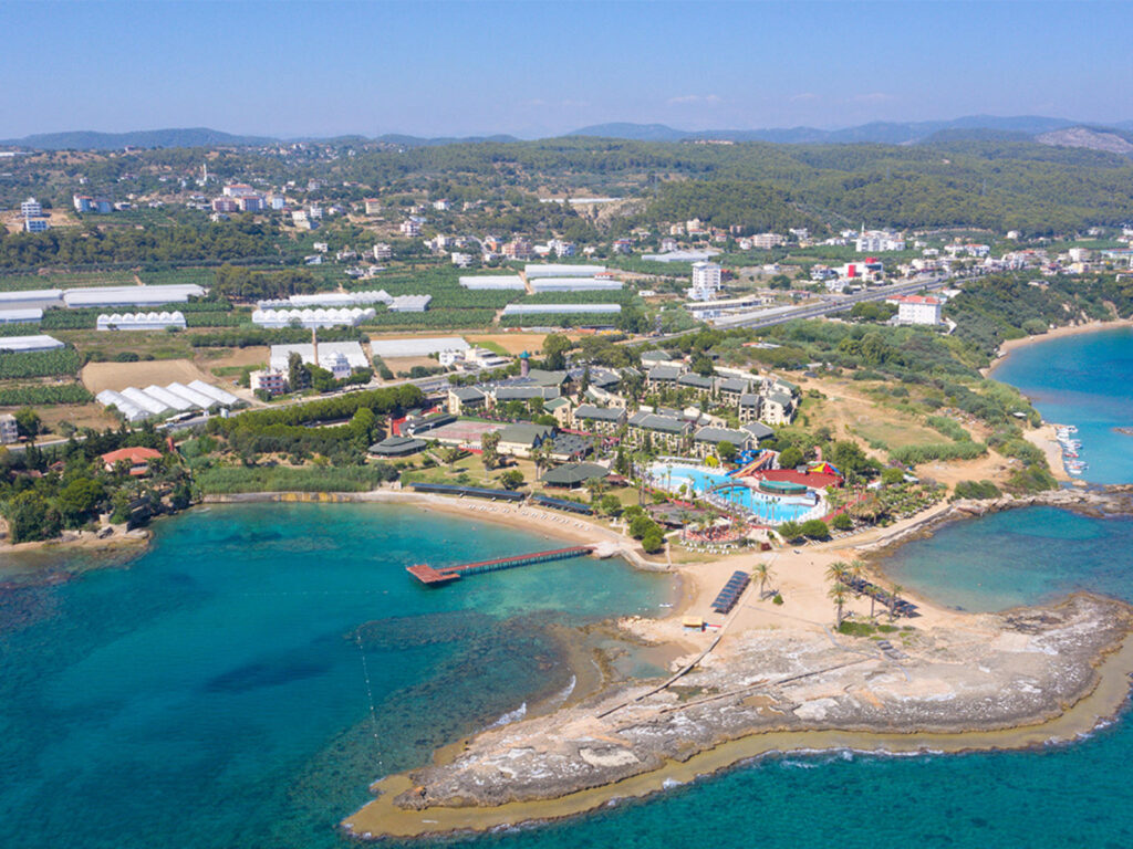Oz Hotels Incekum Beach Resort