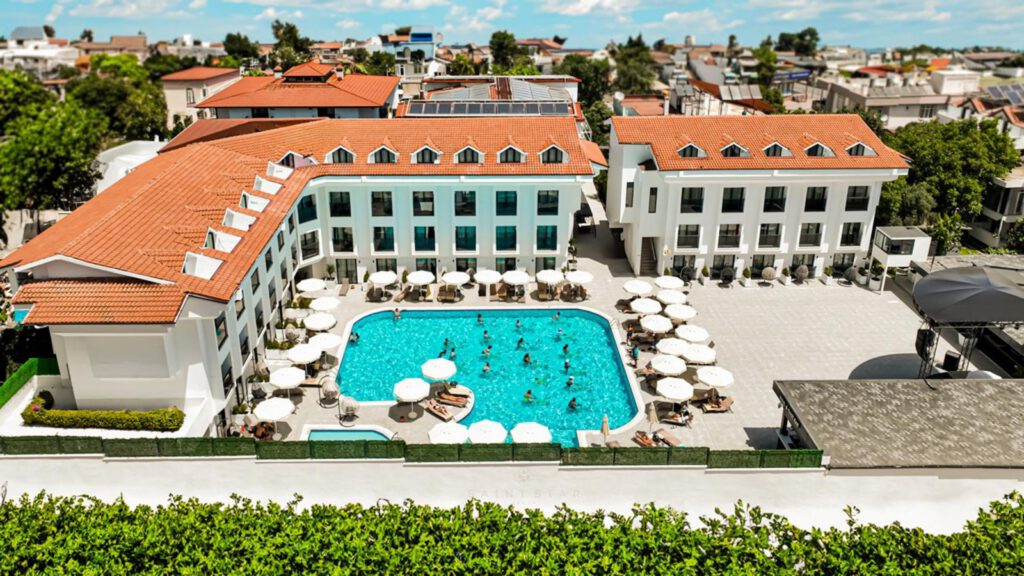 Saint Star Kemer – Adults only