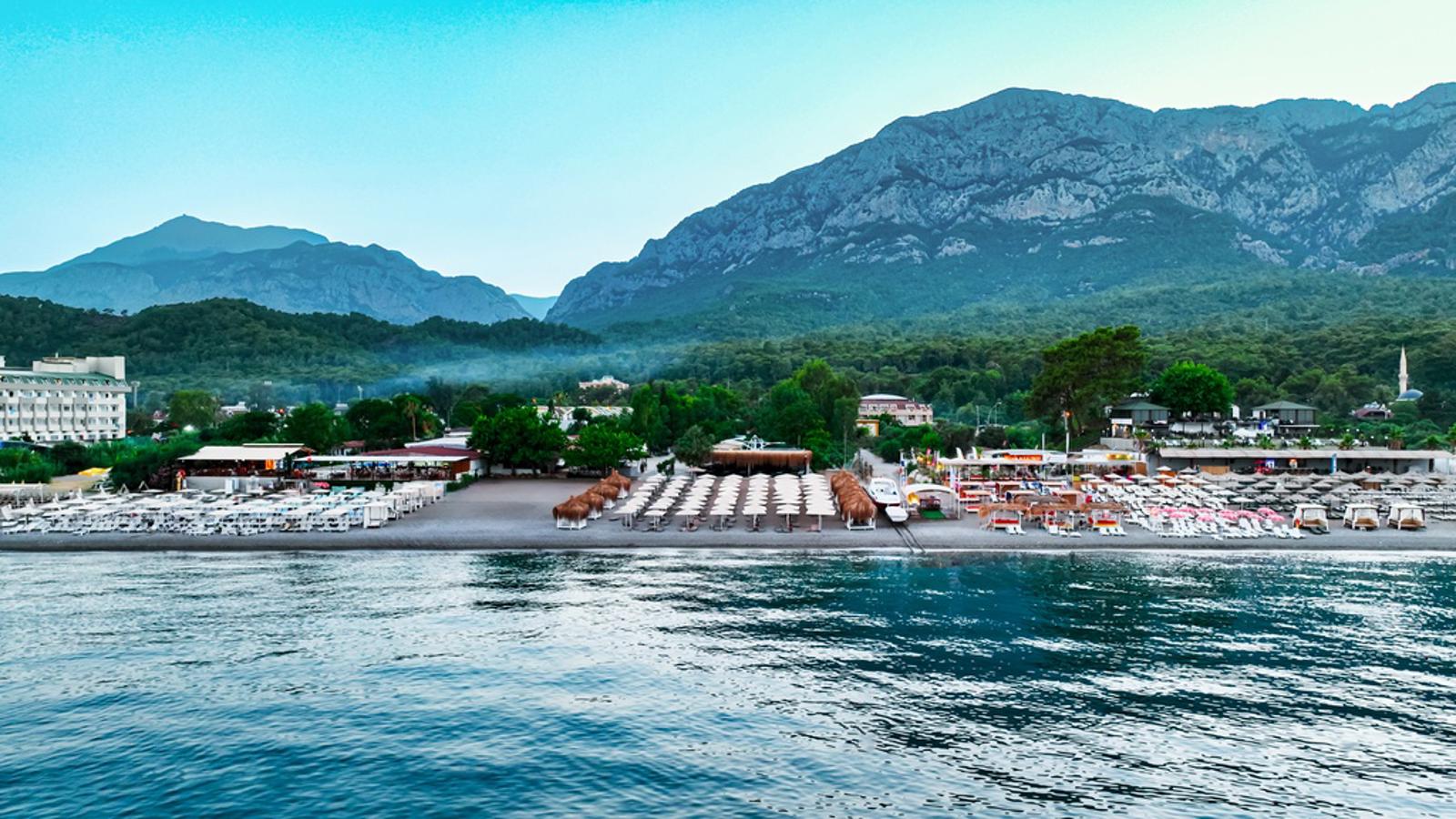 Saint Star Kemer – Adults only