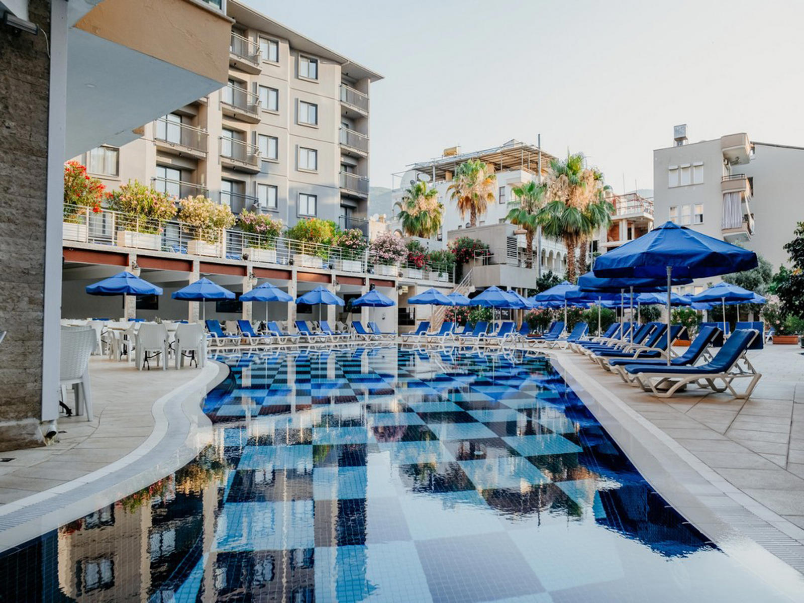 Tac Premier Hotel & Spa