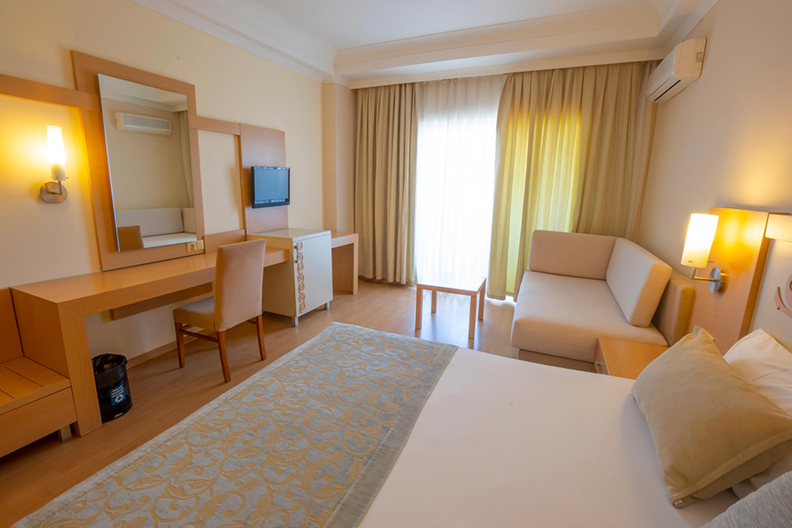 Solivia Hotel