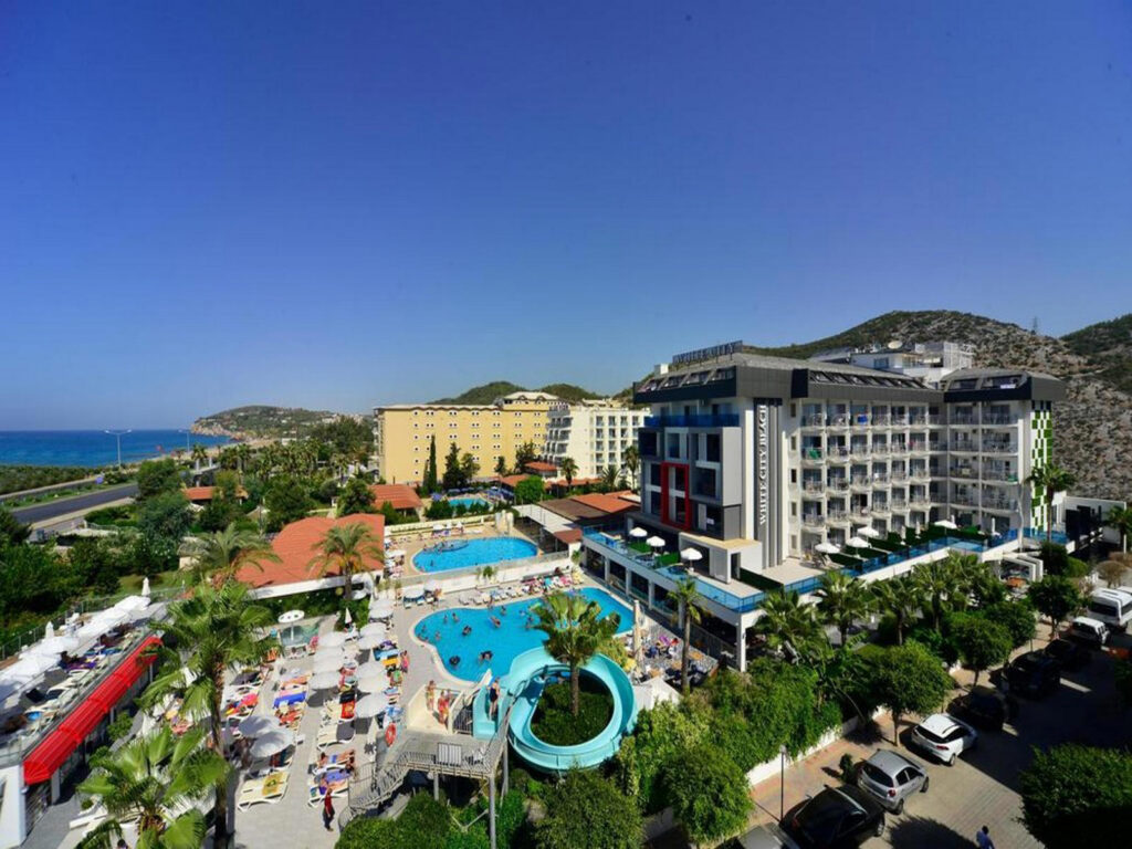 White City Beach Hotel